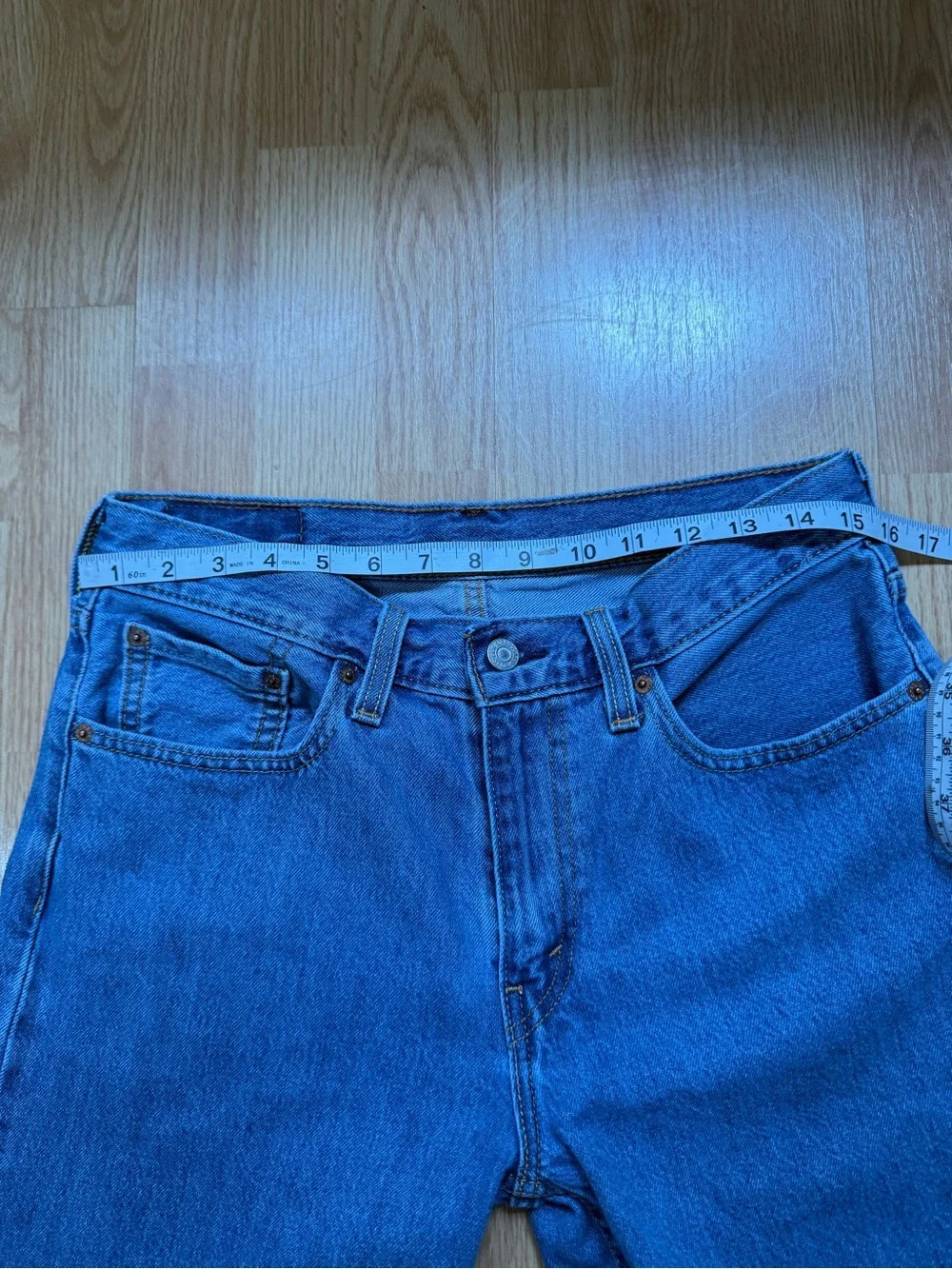Levi’s 405 Men’s Denim Shorts W31 L10 Blue Jean Shorts Straight Fit 39864